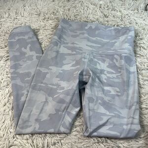 Lululemon Wunder Under High-Rise Tight 25" *Luxtreme Incognito Camo Jacquard